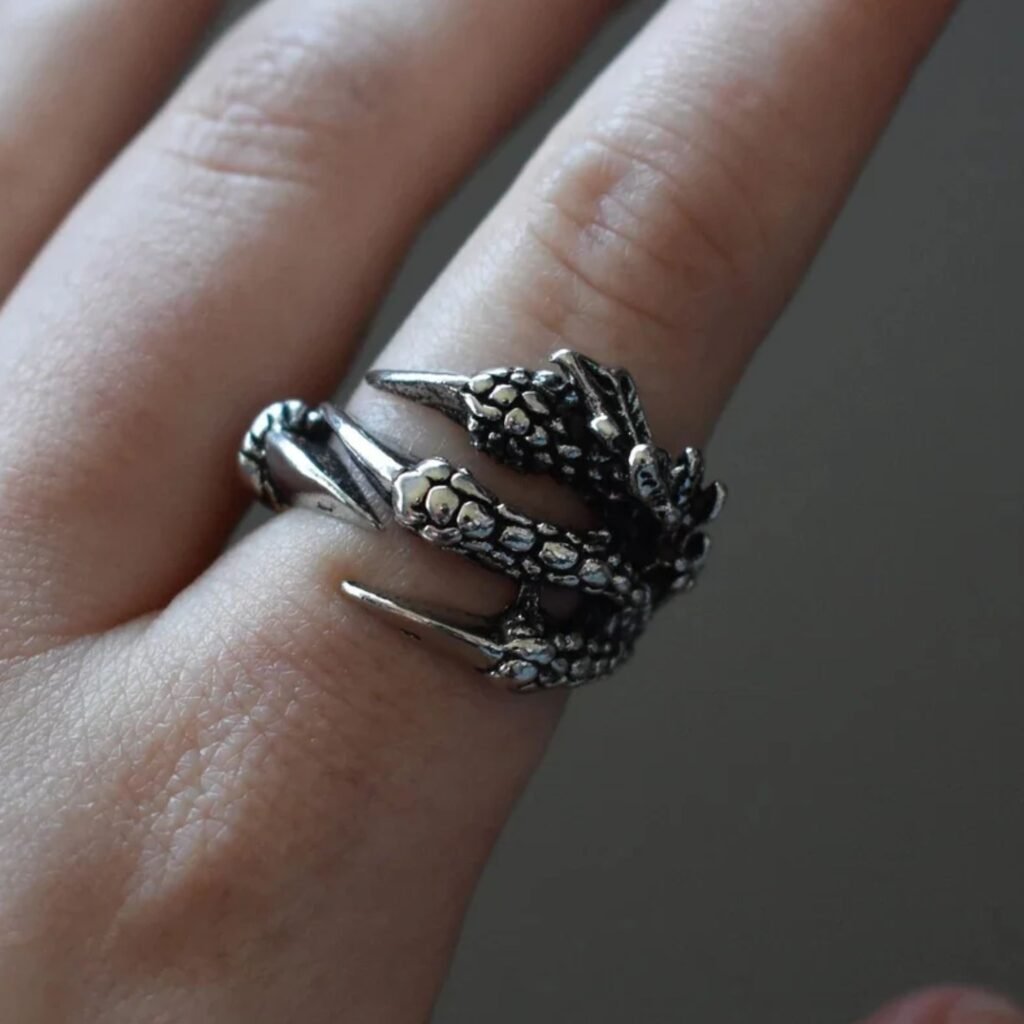 Silver Claw Ring For Men (4)