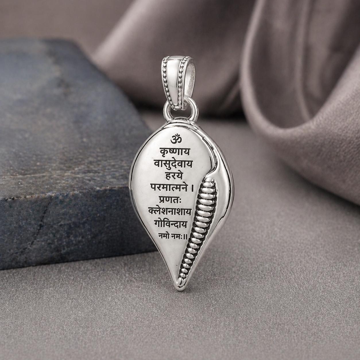 Om Krishna Mantra Sankh Pendant for Men and Women - Image 2