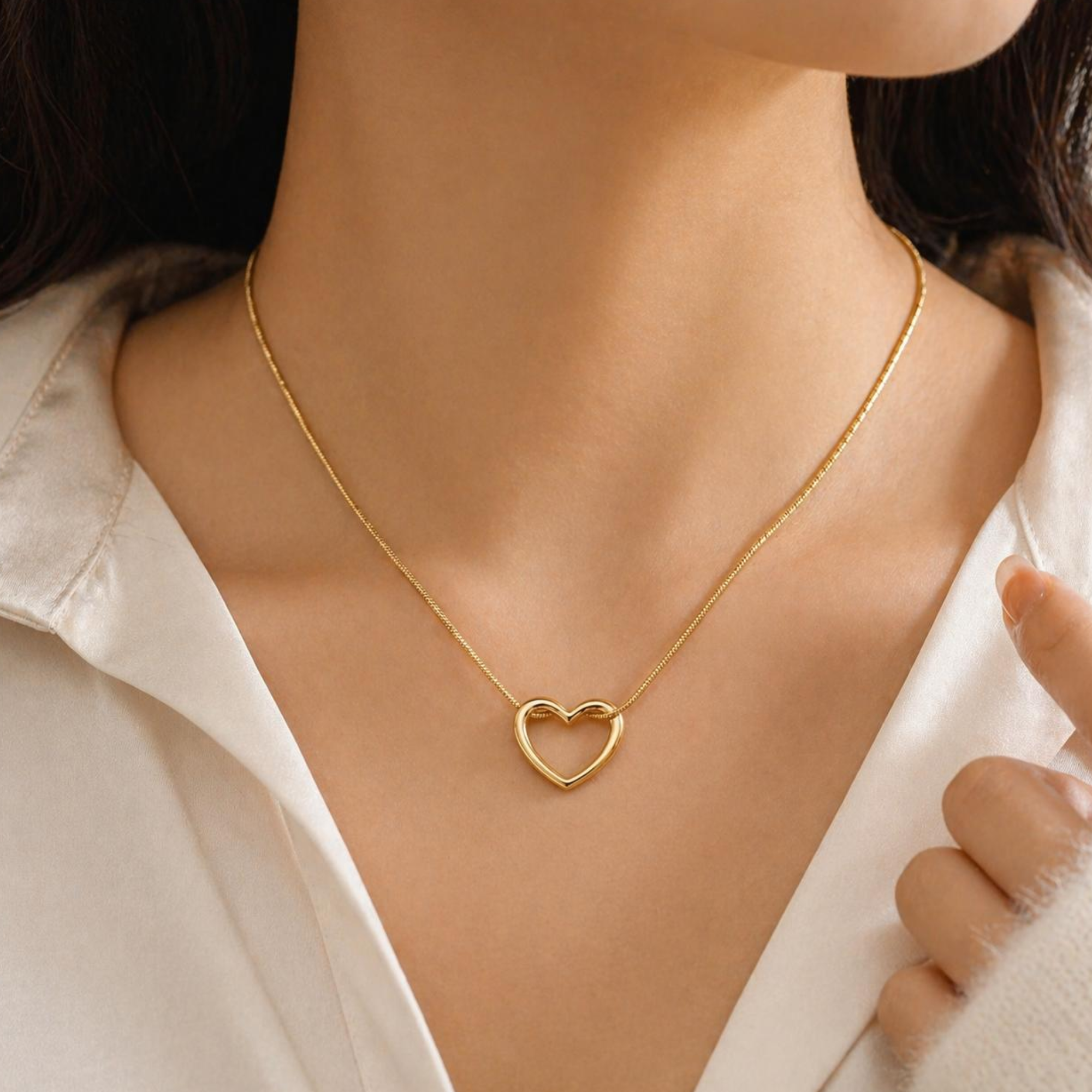 Anti-Tarnish Gold Plated Heart Knot Pendant Necklace for Women - Image 6