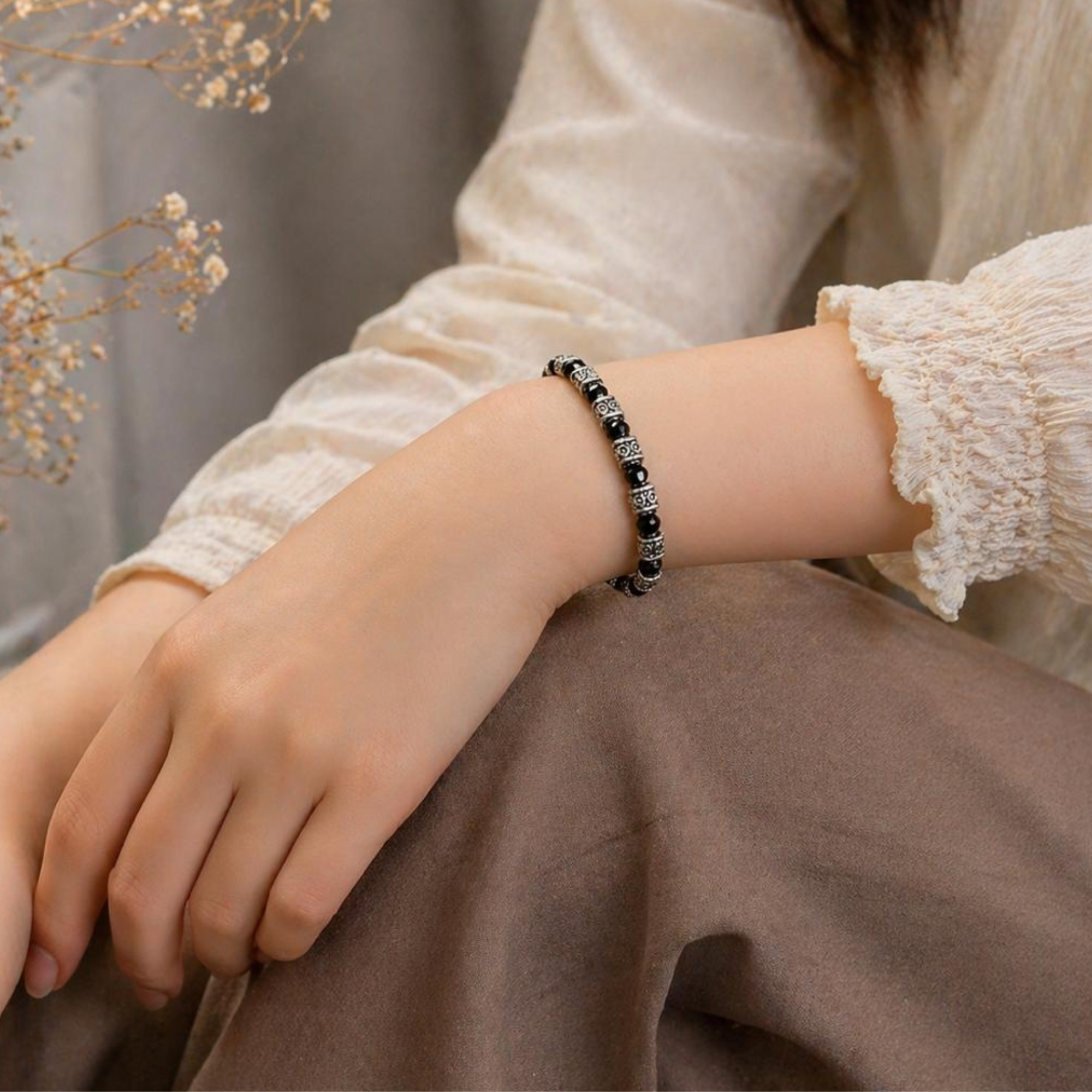 Antique Silver Black Crystal Bracelet – Unisex - Image 3