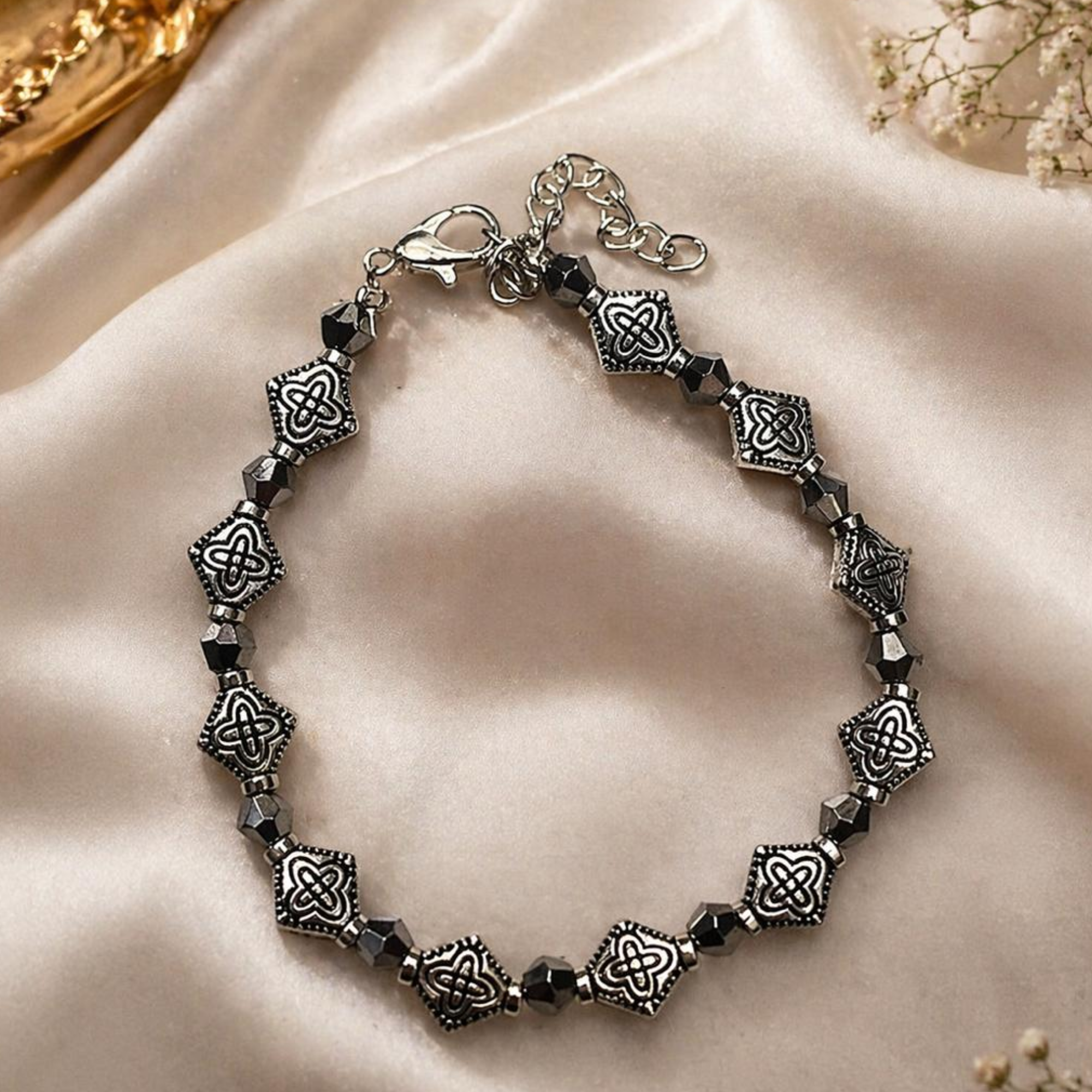 SILVOSWAN Antique Silver Celtic Knot Beaded Bracelet for Women